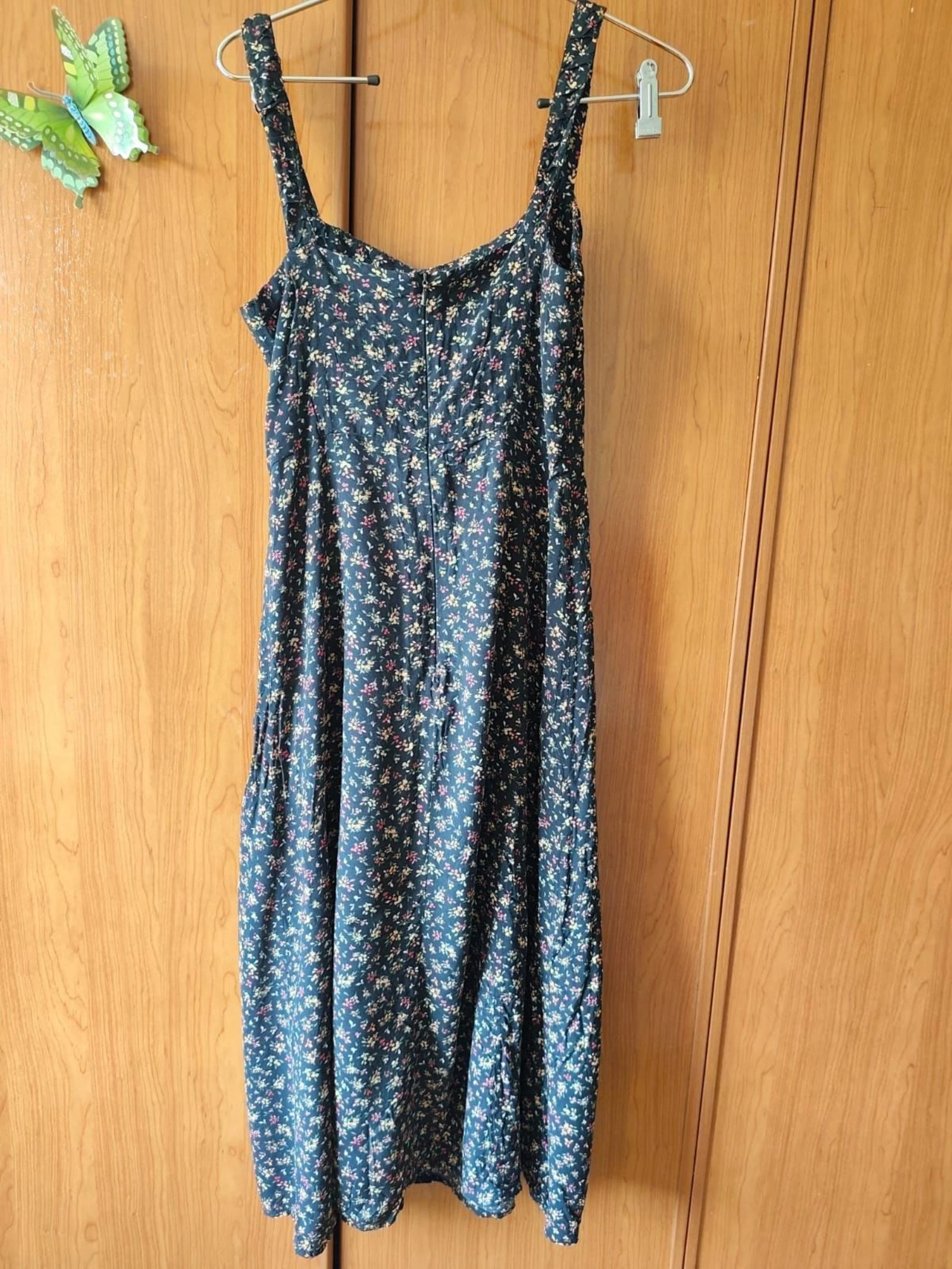 Zara – Vestido midi floral, escote smock, talla M – photo 2